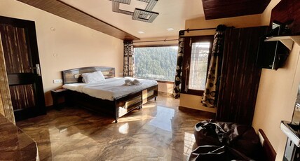 Nice View by Lazy Getaways Room Type - Delux Room With Mountain VIew