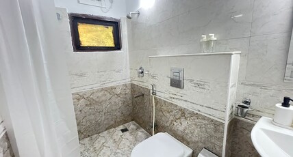BedChambers Homlee Apartments @Jubilee Hills Room Type - One-BHK with Balcony