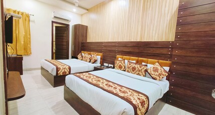 Hotel Royals Grand Galaxy Room Type - Galaxy Family Suite Room