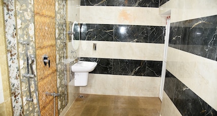 SriThilagavathy Hotel Room Type - Suite room SriThilagavathy Hotel Room Type - Suite room