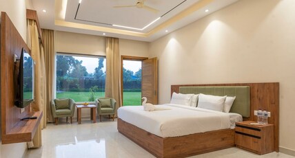 Corbett Four Seasons Room Type - Luxury Room with Garden View