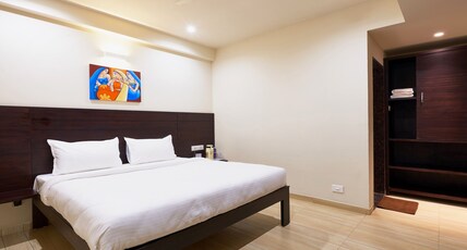 Hotel Tulsi Room Type - Deluxe Room AC