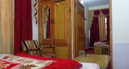 Hotel Mahajan Room Type - Family Suite