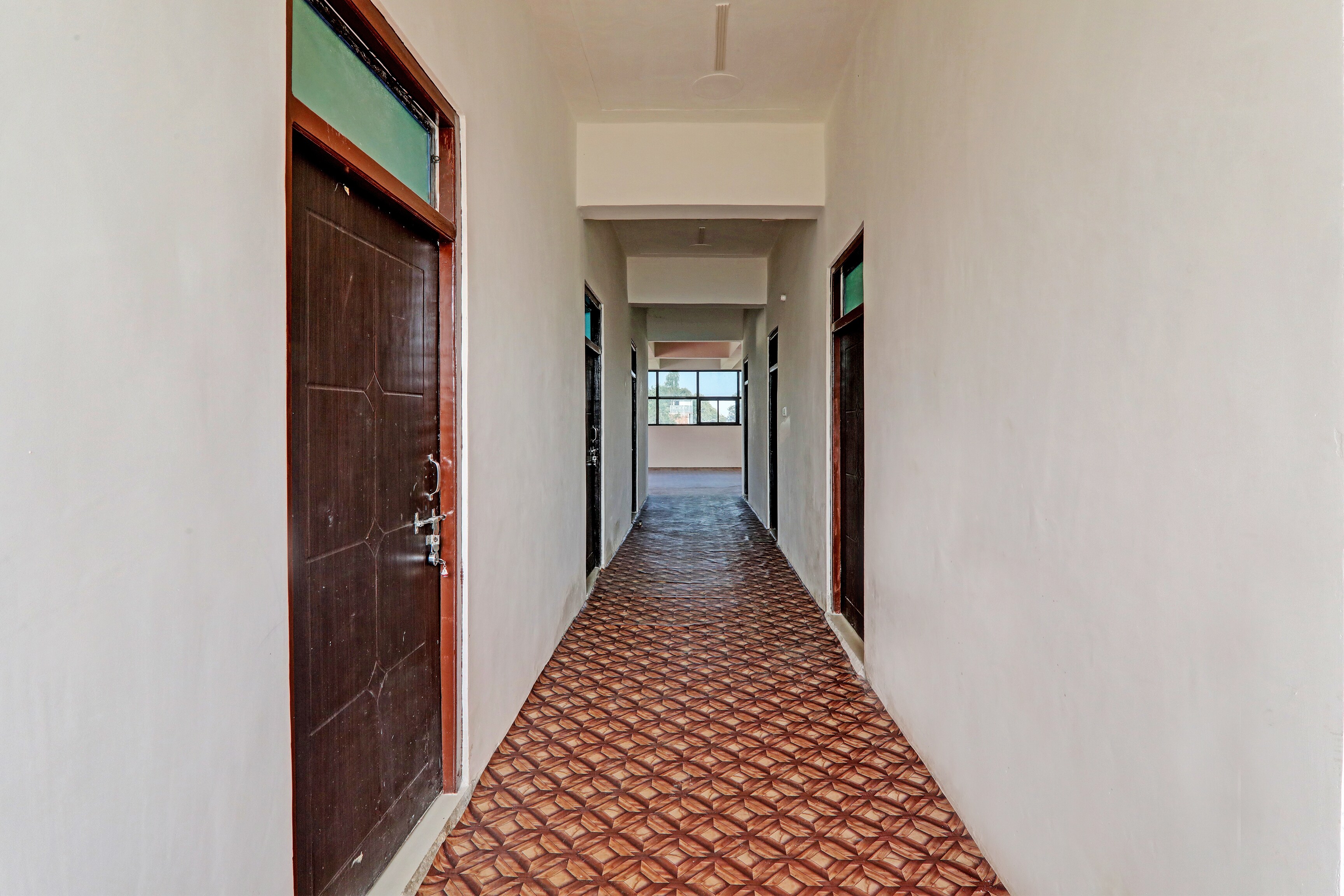 Hotel O Home Purusottam Marriage Lawn And Hotel - Tap to explore photos