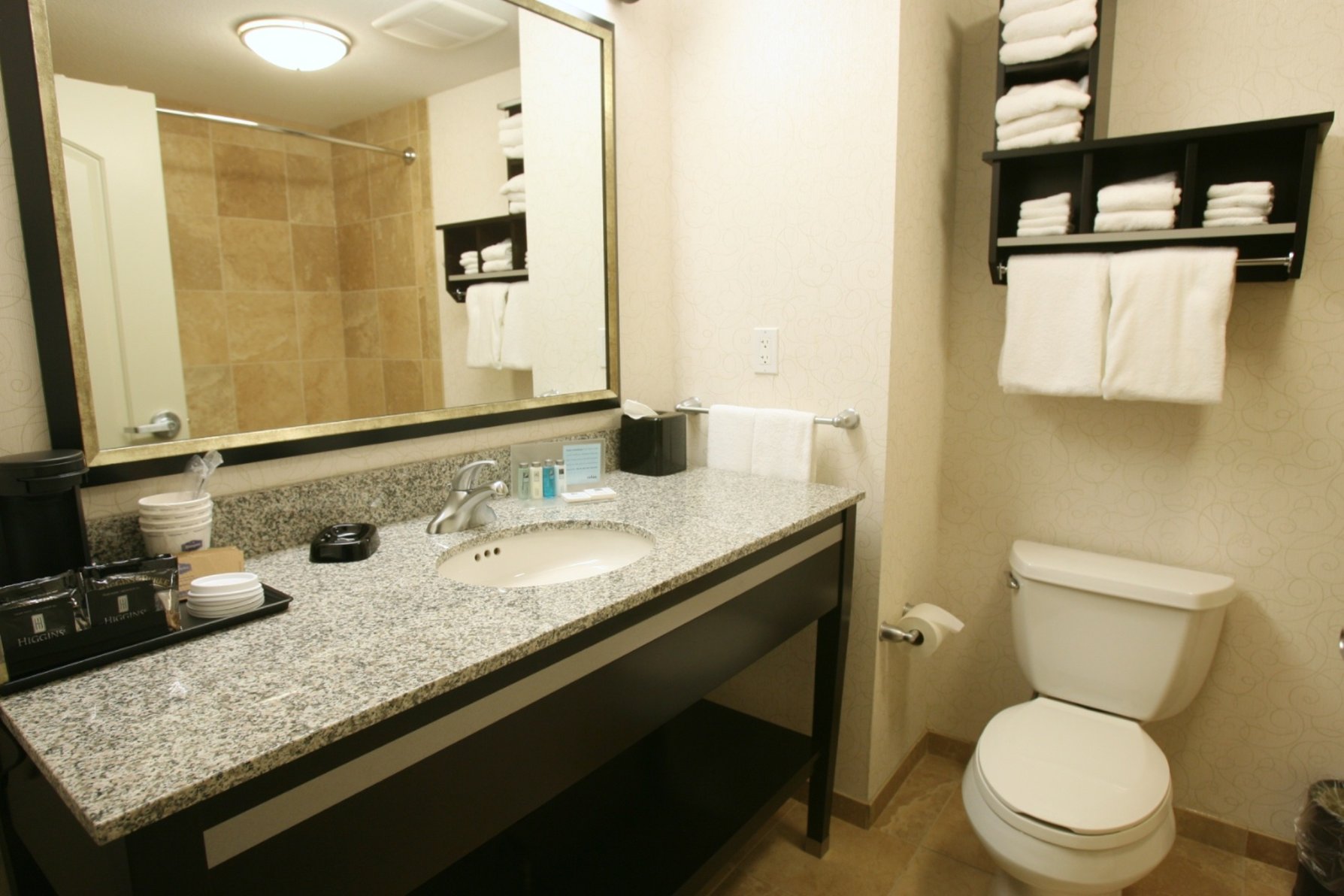 Hampton Inn by Hilton Fort Saskatchewan - Tap to explore photos