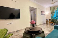 Evara Grand Vista: Fully Equipped 3BHK near AMB