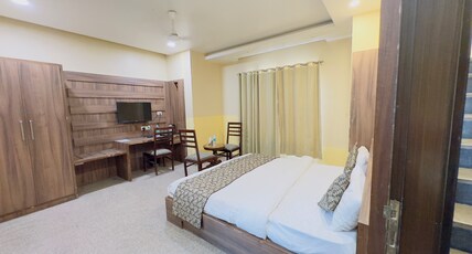 Hotel Neelam Paradise-Vaishali nagar Room Type - Super Deluxe