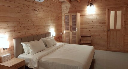 The Nine Beach Resort Room Type - Double Room Ac With Pool View