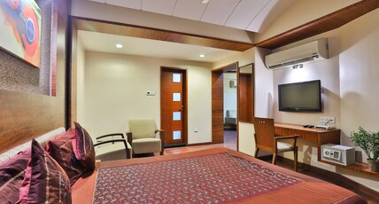 Hotel President @ Kalaghoda Room Type - Suite Room