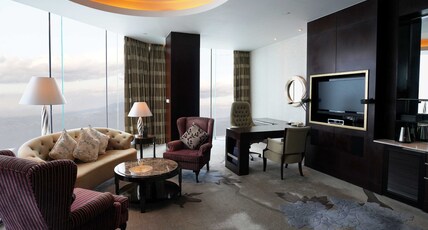 InterContinental DALIAN Room Type - 1 Bedroom Suite High Floor Lounge Access Smoking