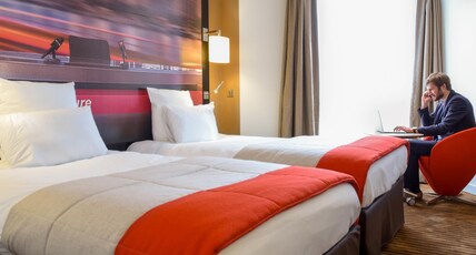 Mercure Paris Boulogne Room Type - Classic Room with twin beds