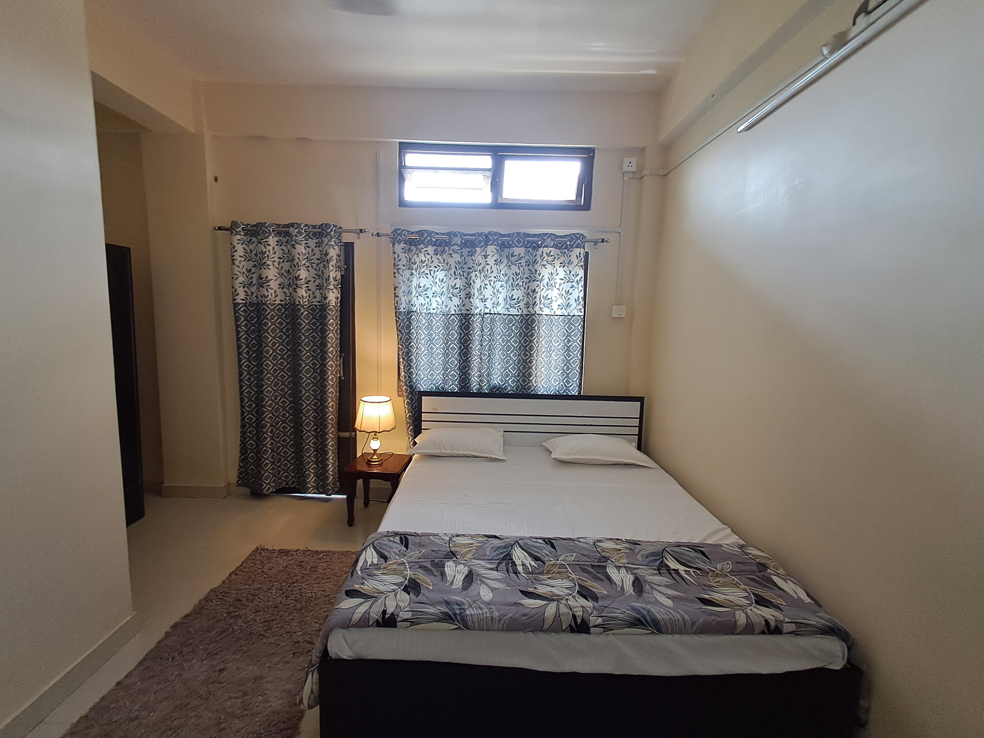 Lyn s Homestay - Tap to explore photos