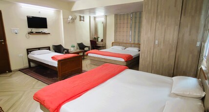 The Sikarias Room Type - Deluxe AC Family Room with Attached Washroom with Balcony