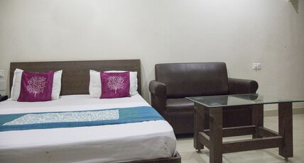 Shree Vishnu Darshan Holiday Home Room Type - Deluxe Room