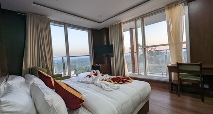 OXYRICH Room Type - Semi Suite With Balcony