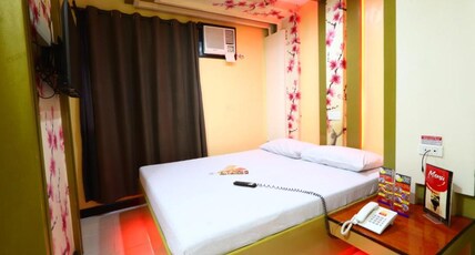 Hotel Sogo Makati Ave. Room Type - Deluxe Room