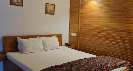 The Green Gate Resort Room Type - Standard Lakeside Room with Verandah (No Stags Allowed) The Green Gate Resort Room Type - Standard Lakeside Room with Verandah (No Stags Allowed)