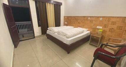 Hotel Kailash Room Type - Double Deluxe Room
