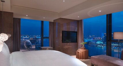 InterContinental Shanghai Expo Room Type - 1 Bedroom Suite River City View