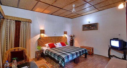 Golbro Tiger View Resort Room Type - Deluxe A.C