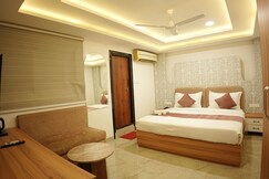 Address of Hotel The Seemank