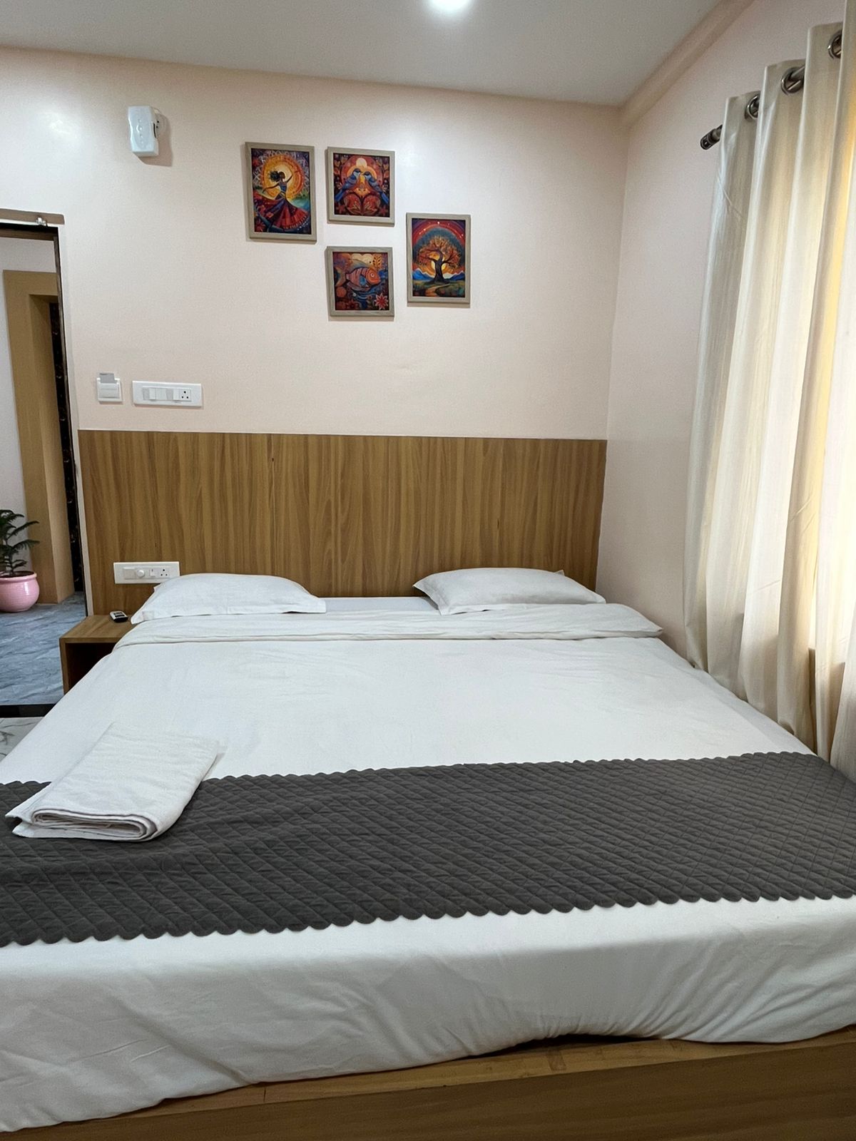 Sai Somu Inn | Near Fire Station Square - Tap to explore photos