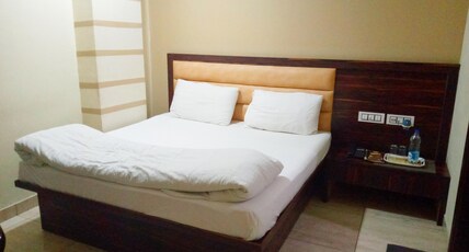 Hotel 99 square Room Type - Super Deluxe King Bed