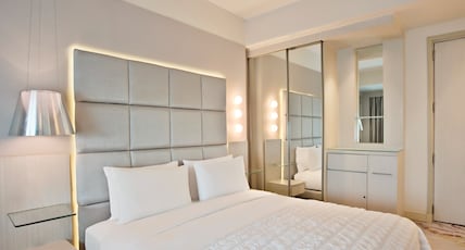 Le Meridien Gurgaon Delhi NCR Room Type - 1 King Bed, Executive Lounge Access, 1-Bedroom Executive Suite with Bathtub Le Meridien Gurgaon Delhi NCR Room Type - 1 King Bed, Executive Lounge Access, 1-Bedroom Executive Suite with Bathtub