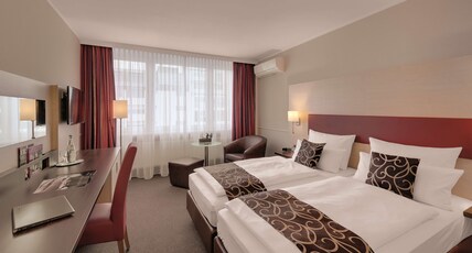 Best Western Hotel Darmstadt Room Type - 2 Single Beds, Standard Room, Free W-Lan, Air-Conditioned, Non-Smoking, Large Desk Best Western Hotel Darmstadt Room Type - 2 Single Beds, Standard Room, Free W-Lan, Air-Conditioned, Non-Smoking, Large Desk