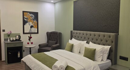 The royal palace inn Room Type - THE MAHARANI SUITE