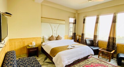 Sai Cottage | Rooms & Restaurant Room Type - Superior Double or Twin Room with Mountain View