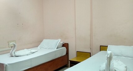 Hotel J.C. International Room Type - DELUXE AC