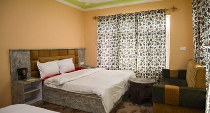 Hotel New Lake Stone Room Type - Deluxe Room Lake View