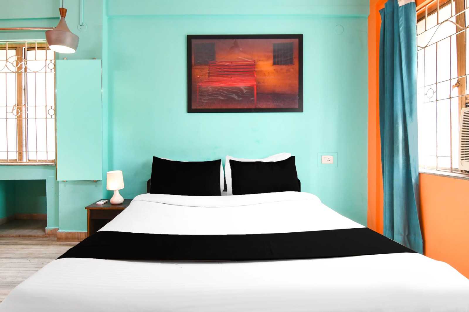 Hotel O by OYO Palace Inn - Tap to explore photos