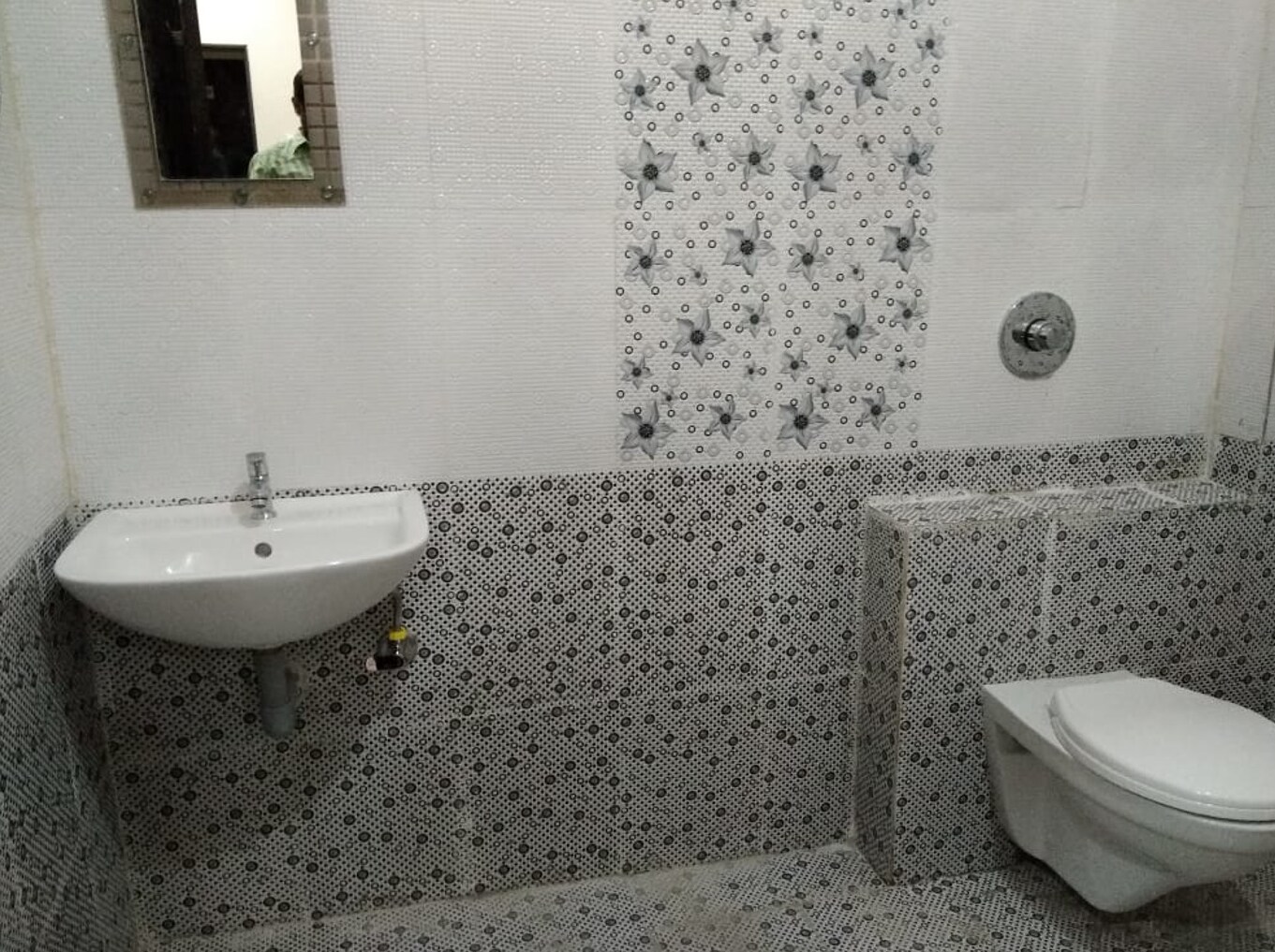 Hotel JK Palace - Tap to explore photos