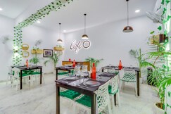 HOTEL GSA & GUEST HOUSE