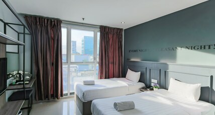 HOTEL 99 BANDAR PUTERI Room Type - Deluxe Twin Single City View