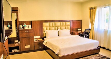 HOTEL ANNAPURNA Room Type - Executive Double (AYESH)