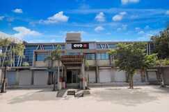 Super Hotel O Vatva Railway Station Formerly Anmol Palace