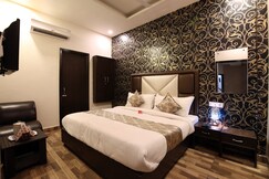Address of Townhouse Hussainpara Square Formerly Rich Inn