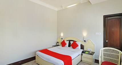 Park Palace Hotel Room Type - Corporate Special Ac Room with Free Wifi