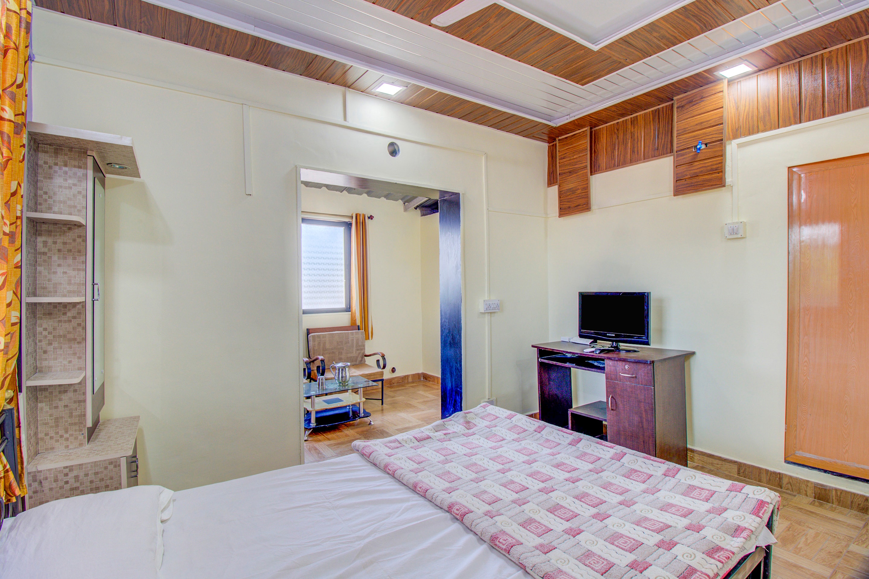 GK Home Stay - Tap to explore photos