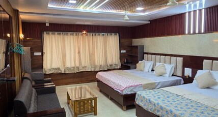 HOTEL AKSHAY INTERNATIONAL Room Type - Super Deluxe 4 Bed Non AC