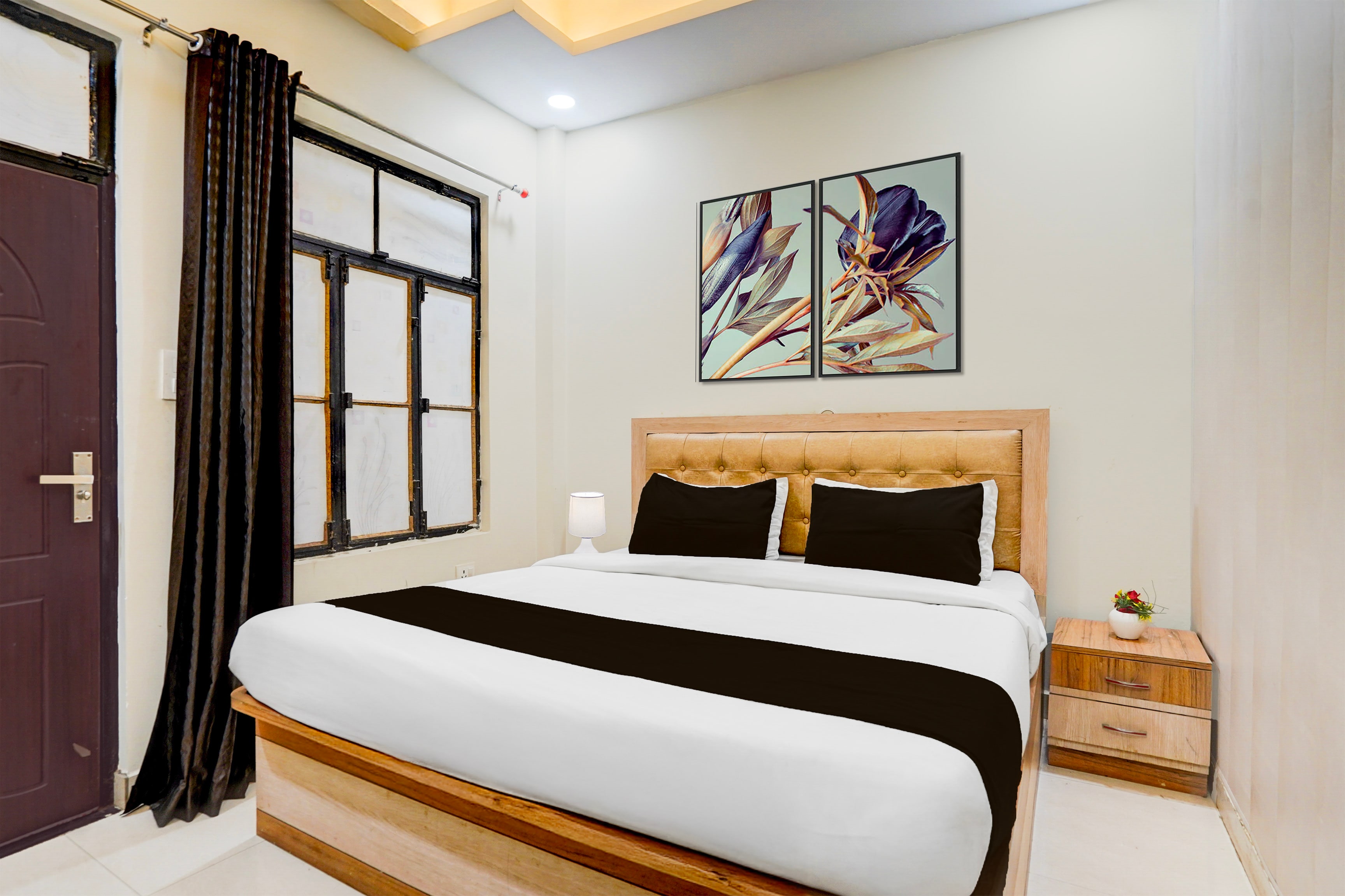 OYO Hotel O Subedarganj Railway Junction Formerly Krishna Inn - Tap to explore photos