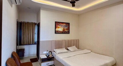 HOTEL VRINDAVAN IMPERIAL Room Type - Deluxe AC Room