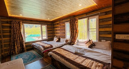 Pine Tree Resort Gurez Room Type - Family Room
