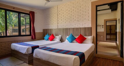 Nana Jungle Resort Near Chitwan National Park Room Type - Standard Room
