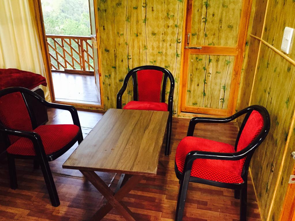 Golden Valley Cottages | Rooms & Restaurant - Tap to explore photos