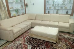 F1 - Deluxe Furnished 2BHK Service Apartment