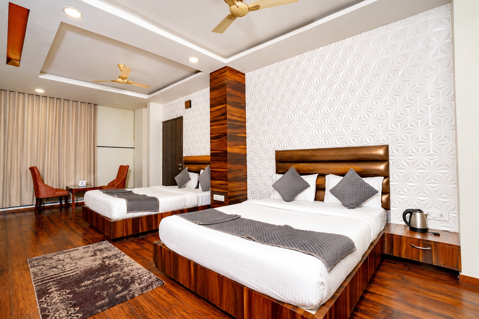 Hotel Sawamani - 100 Meters from Khatushyam ji - Tap to explore photos